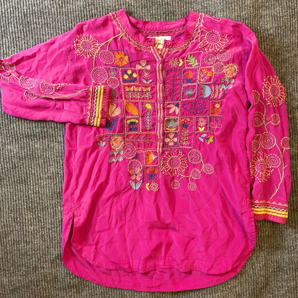 Biya Johnny Was silk Tunic Embroidered Pullover  Top XS Pink